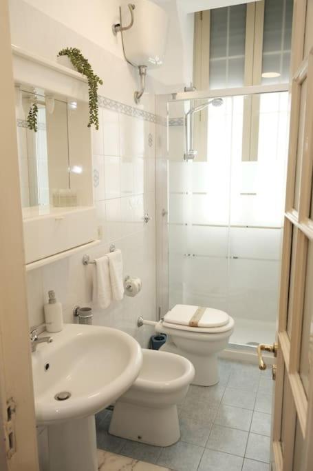 Palazzo Vitrano - Tourist Apartment 卡塔尼亚 外观 照片
