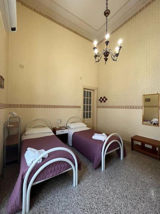 Palazzo Vitrano - Tourist Apartment 卡塔尼亚 外观 照片